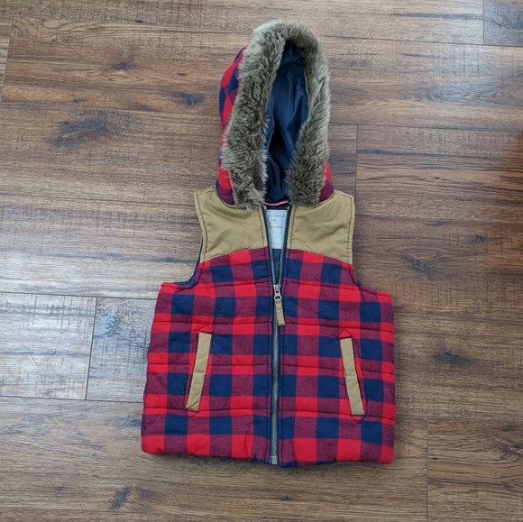 Hanna Andersson Other - Hanna Andersson Buffalo Plaid Faux Fur Trim Puffer Hooded Vest